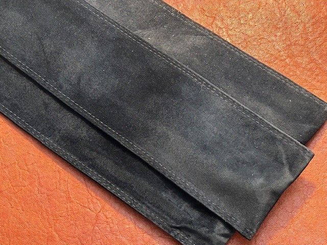 TNT Felt Sleeve Pool Cue Case.
