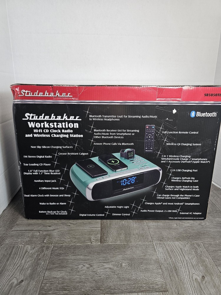 Studebaker Workstation Hi-Fi CD Clock Radio Bluetooth FM Wireless Charging Blue