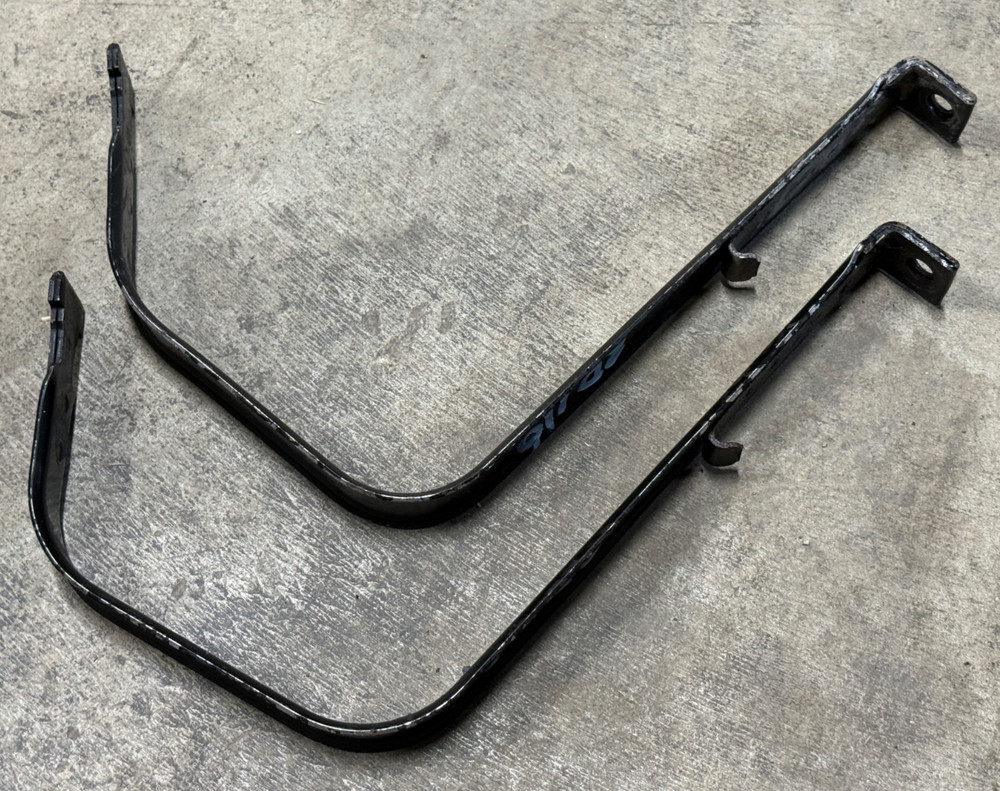 DEF Tank Straps 22809342