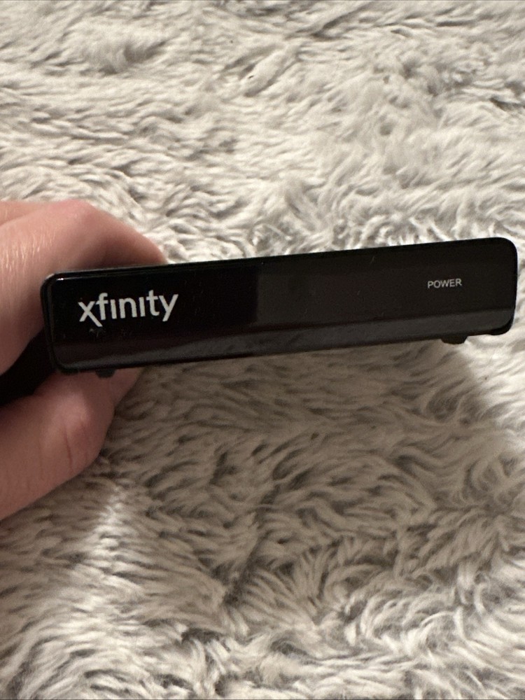 Xfinity Digital Transport Adapter DCI105COM1 NO AC Adapter