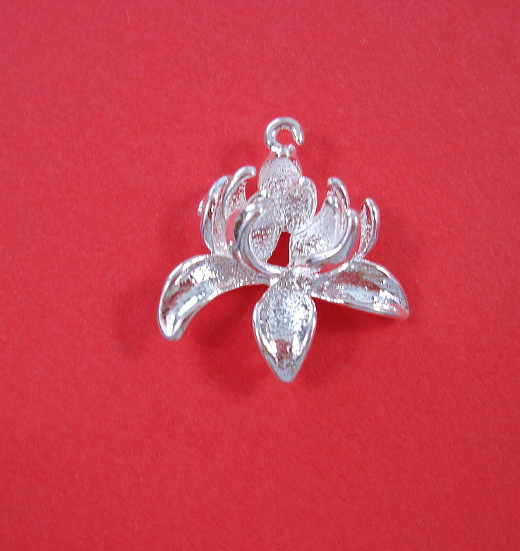 2 Sterling Silver Plated Flower Connector Brass Pendant.