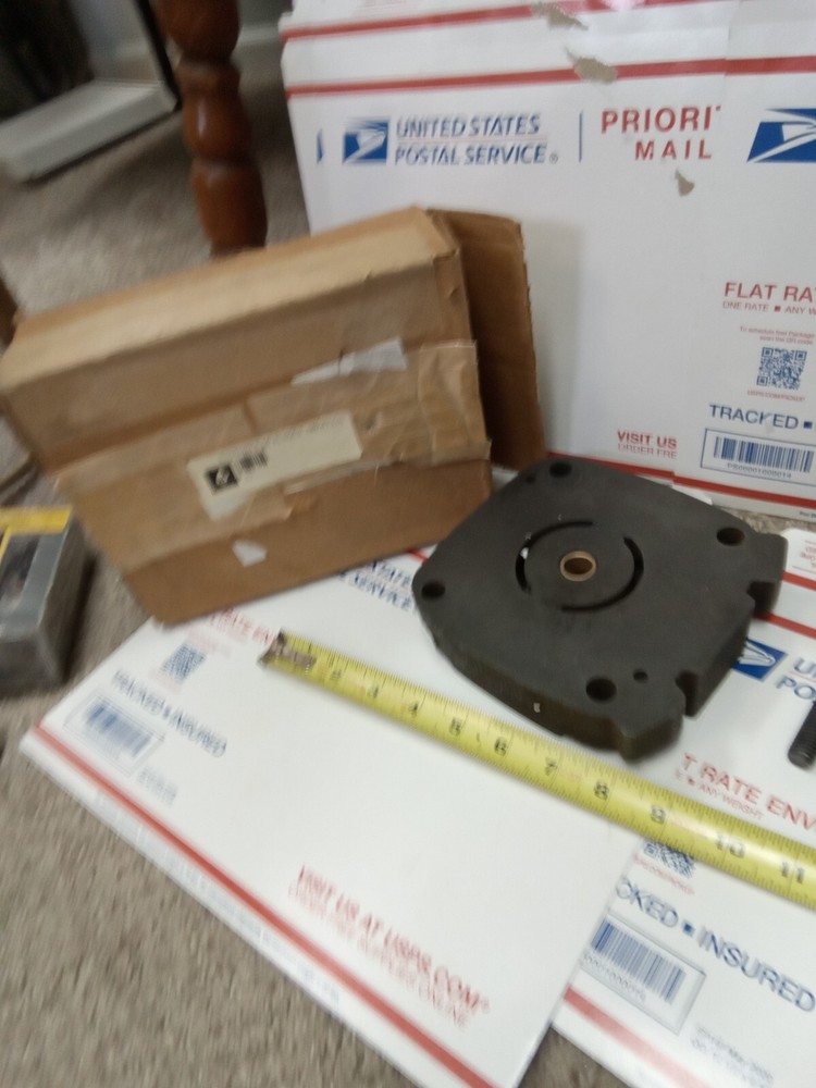 Hydrep compressor cylinder head 141331 / 50090 15 NEW , C4