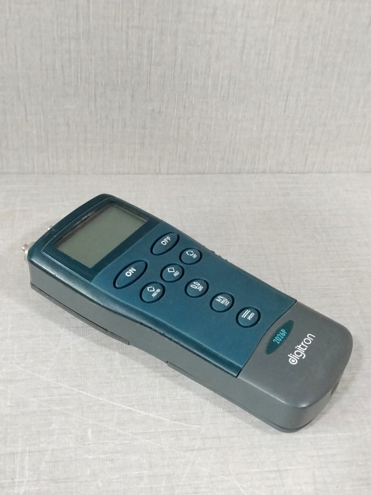 Digitron 2026P Manometer