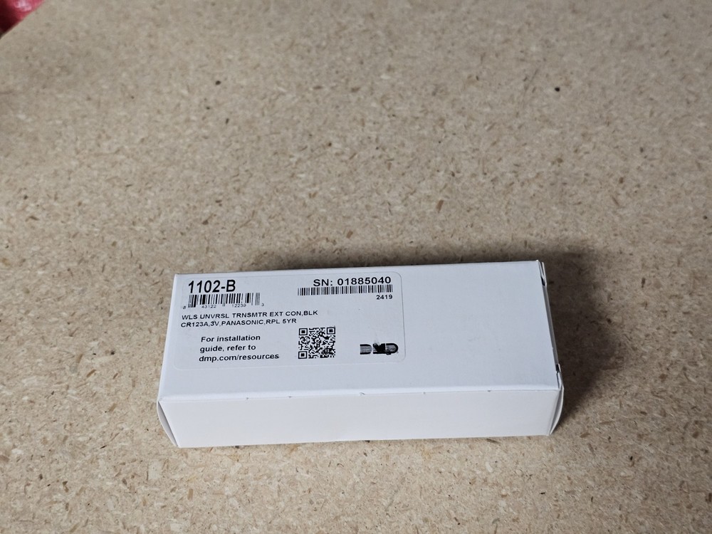 DMP 1102-B Wireless Universal Transmitter Kit Control Panel Black 3V