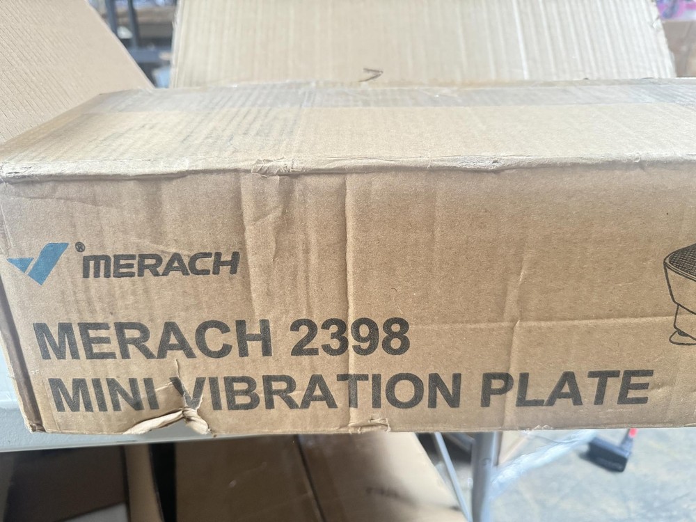 MERACH mini Vibration Plate Exercise Machine, Curved Vibration Plate for