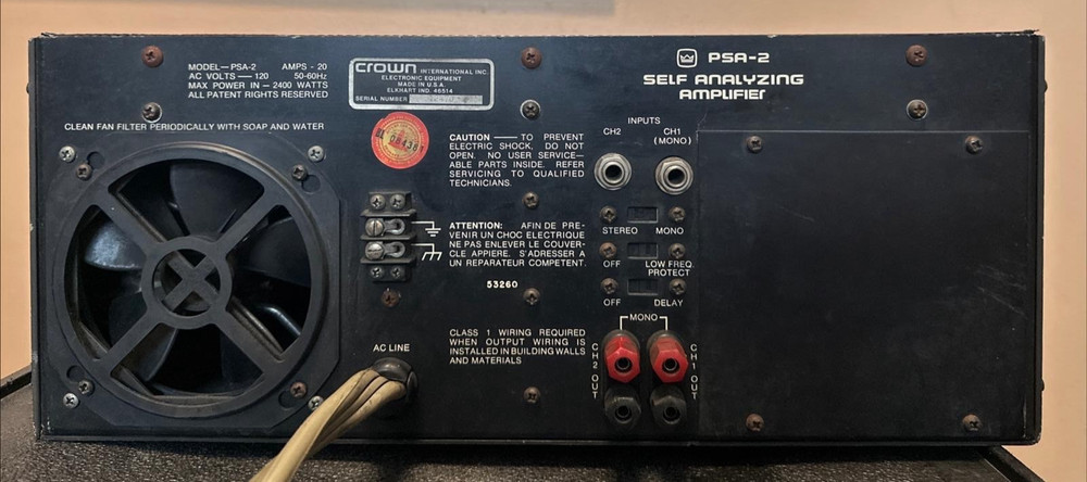 Crown PSA-2 Self-Analyzing Power Amplifier. Untested! Turns on!
