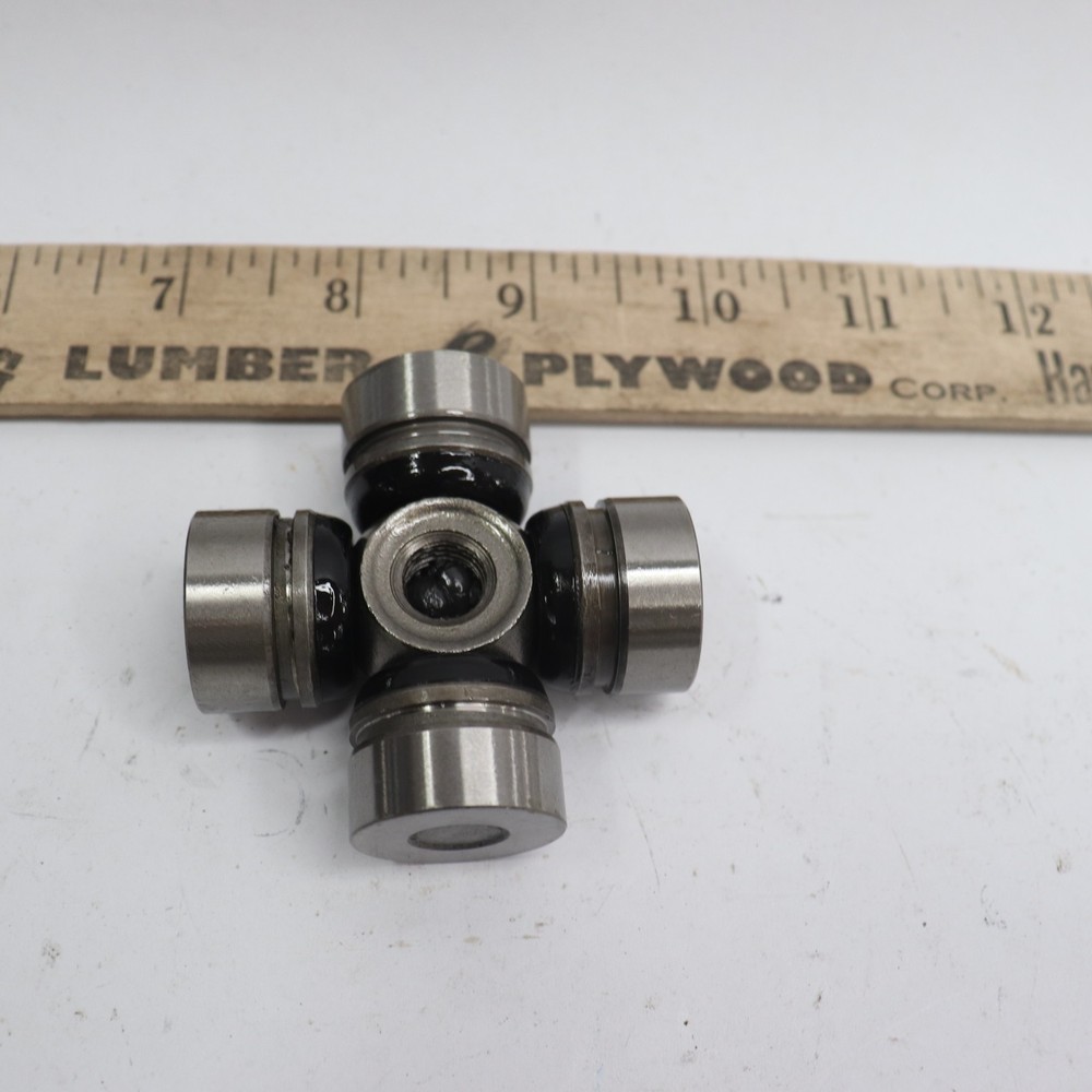 Universal Joint 23.8 x 34.7mm