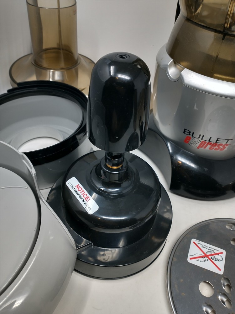 Bullet Express Trio BE-110 Multi-Function Meal Maker Food Processor Mixer Lot