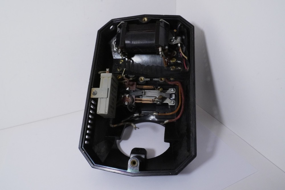 Original AUTOMATIC ELECTRIC BAKELITE A/E 40 HOUSING & in Good Condition