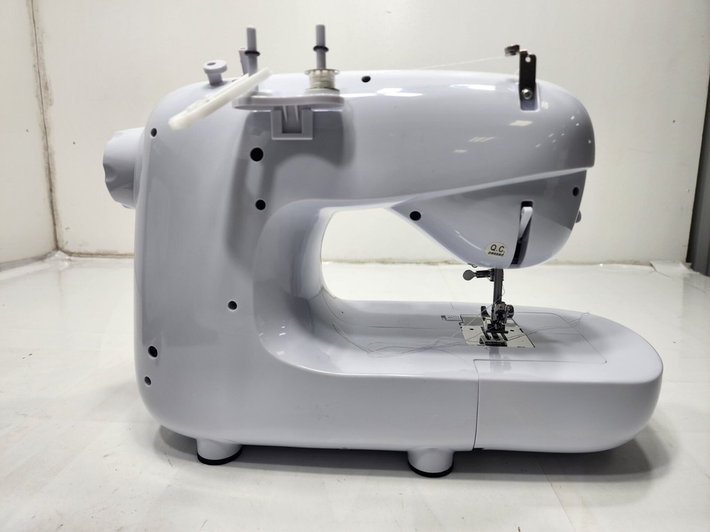 Mueller Ultra-Stitch Sewing Machine SM-1100 White 42 Stitch Patterns