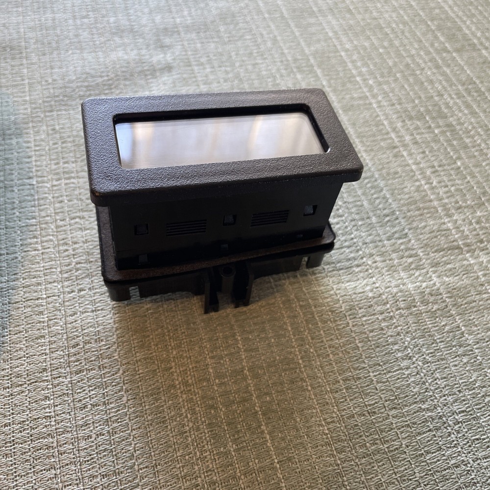 Red Lion Miniature D.C Voltmeter Model CUB4V020