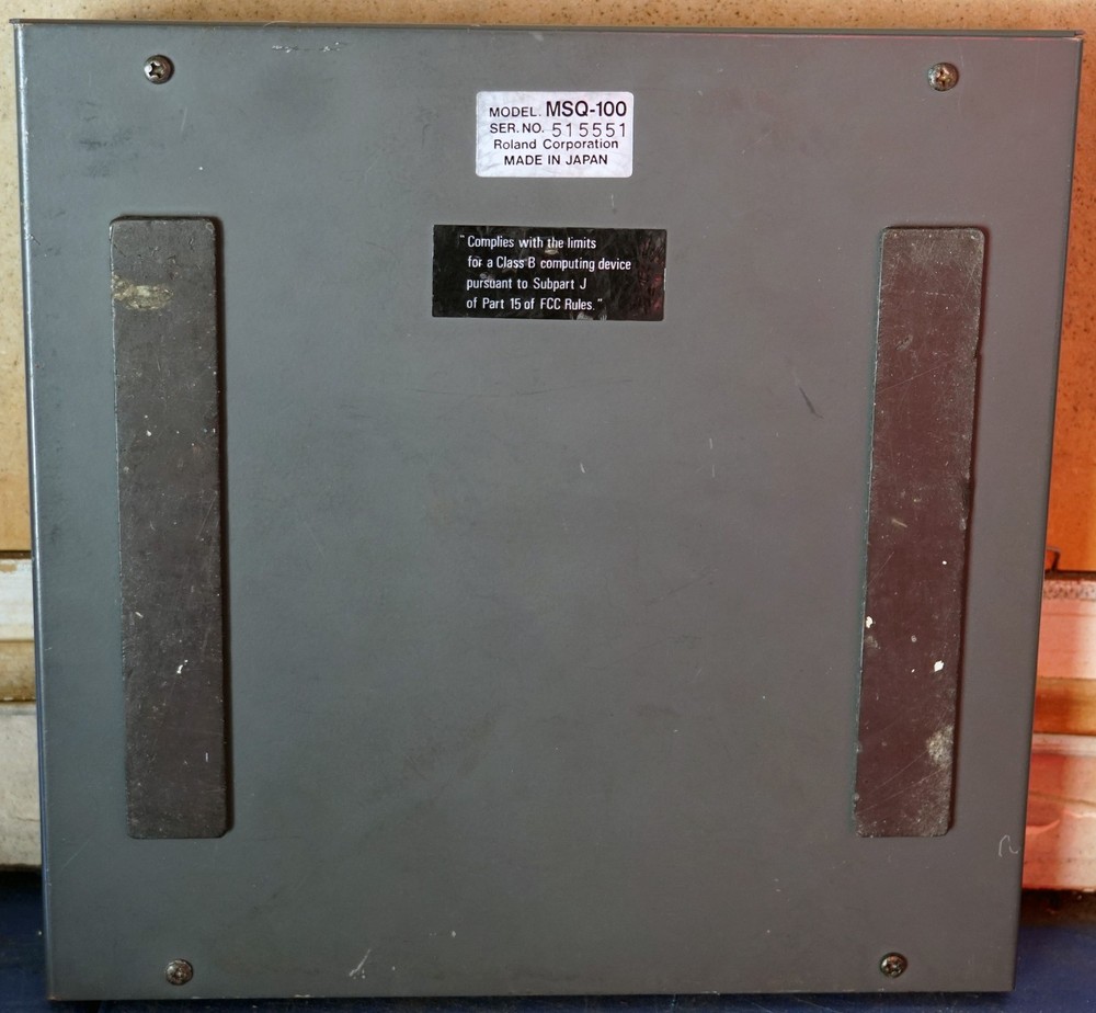 Roland MSQ-100 MIDI Digital Keyboard Recorder