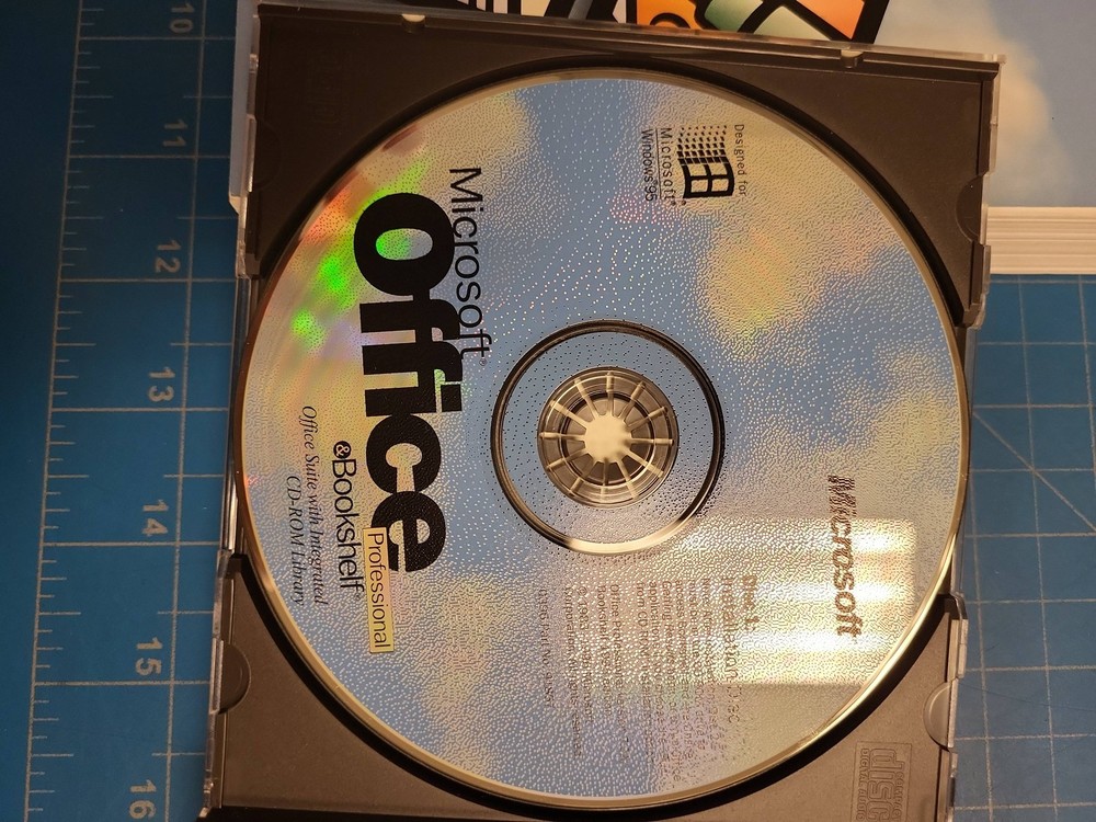 Microsoft Office Professional Windows 95 Software Suite Word Excel Access CD ROM