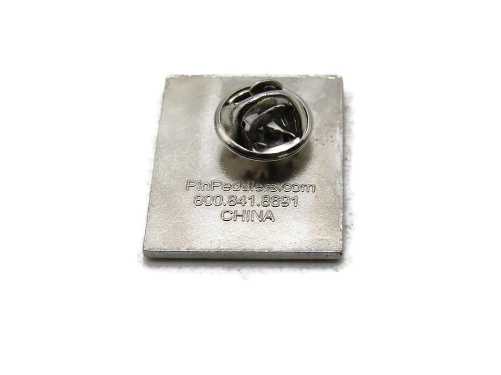 Fiskars Creative Classroom Enamel Lapel Pin Teacher Art Craft Idea Lightbulb