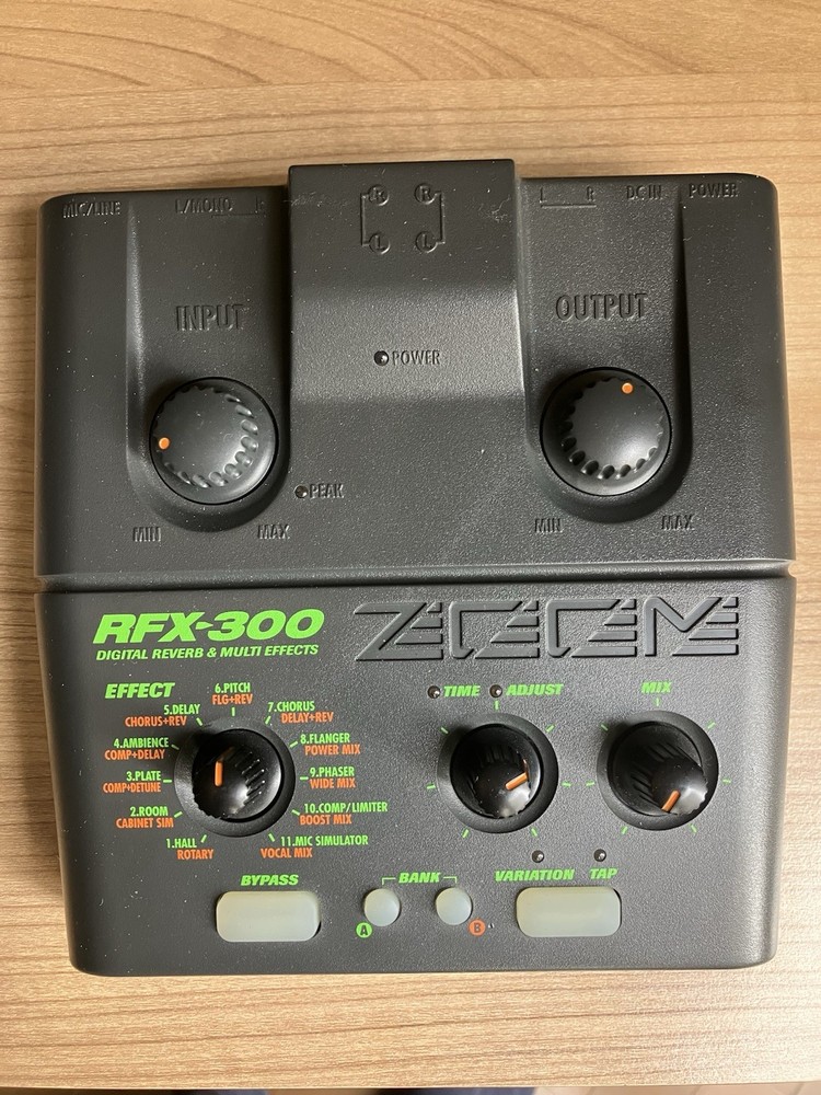 Zoom RFX-300 Digital Reverb & Multi Effects Processorn Fast Ship From Japan