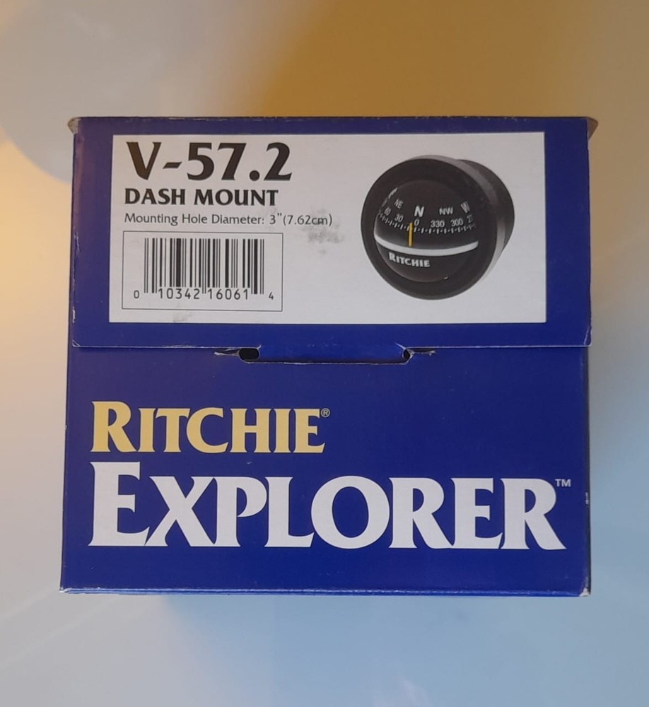 Ritchie Compass V-57.2 Dash Mount 12 Volts - Black