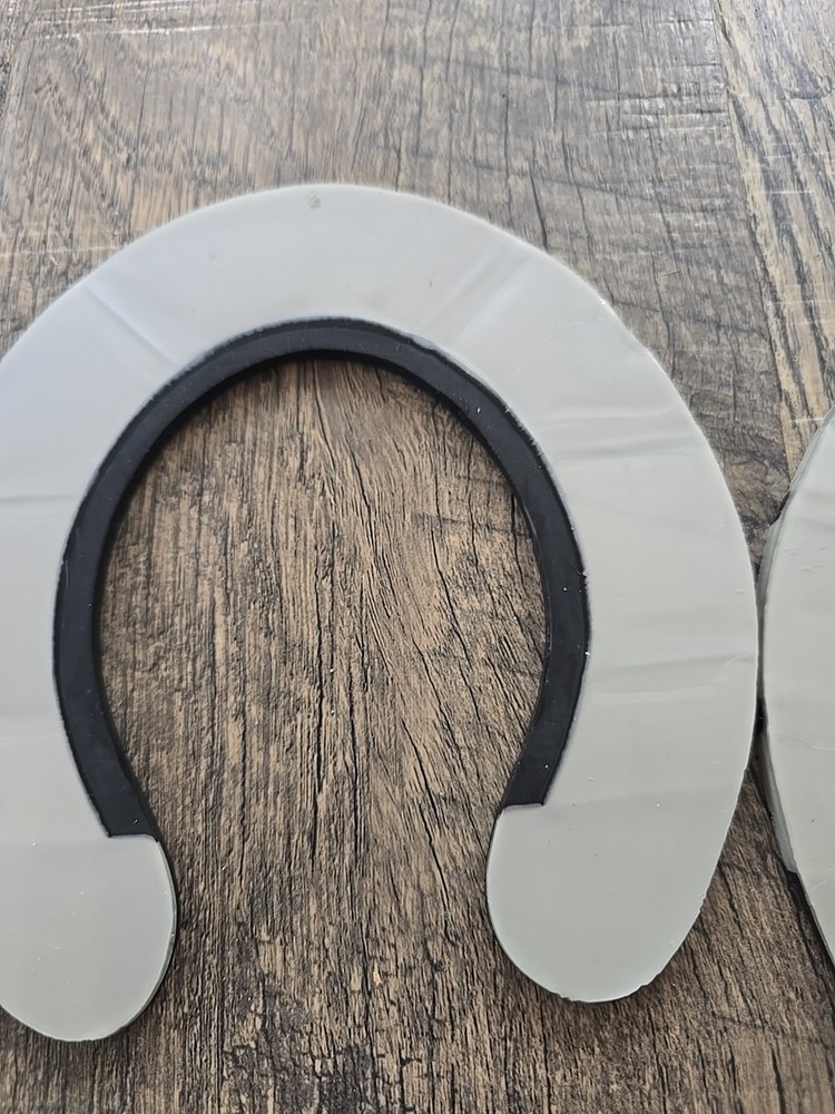 Horse Shoe Pads