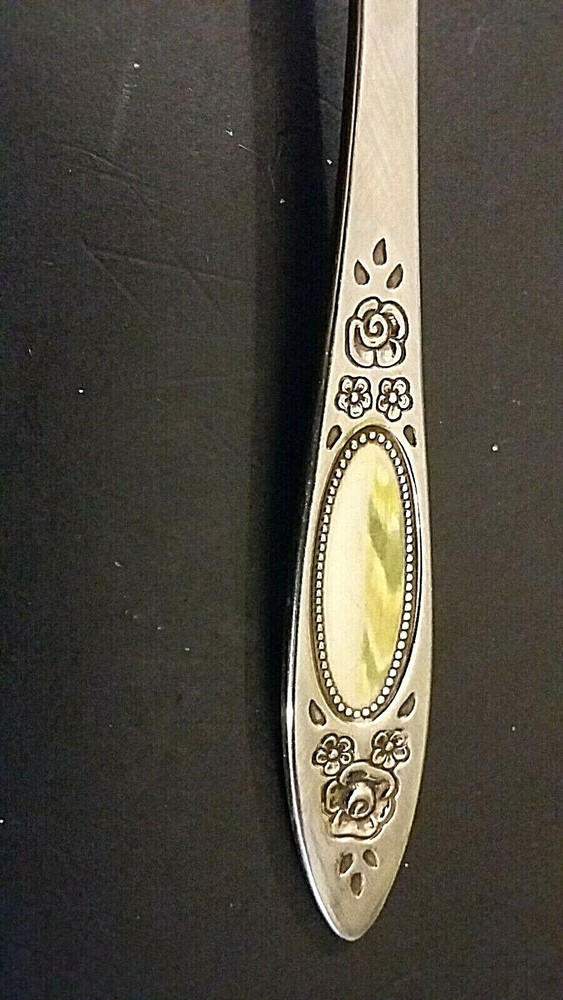 Oneida Vignette Stainless Tablespoon 8 3/8"