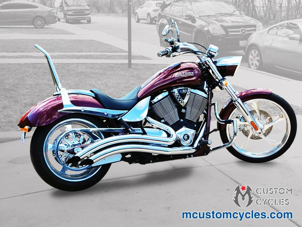 18" (46cm) Victory Jackpot Sissy Bar Passenger Backrest