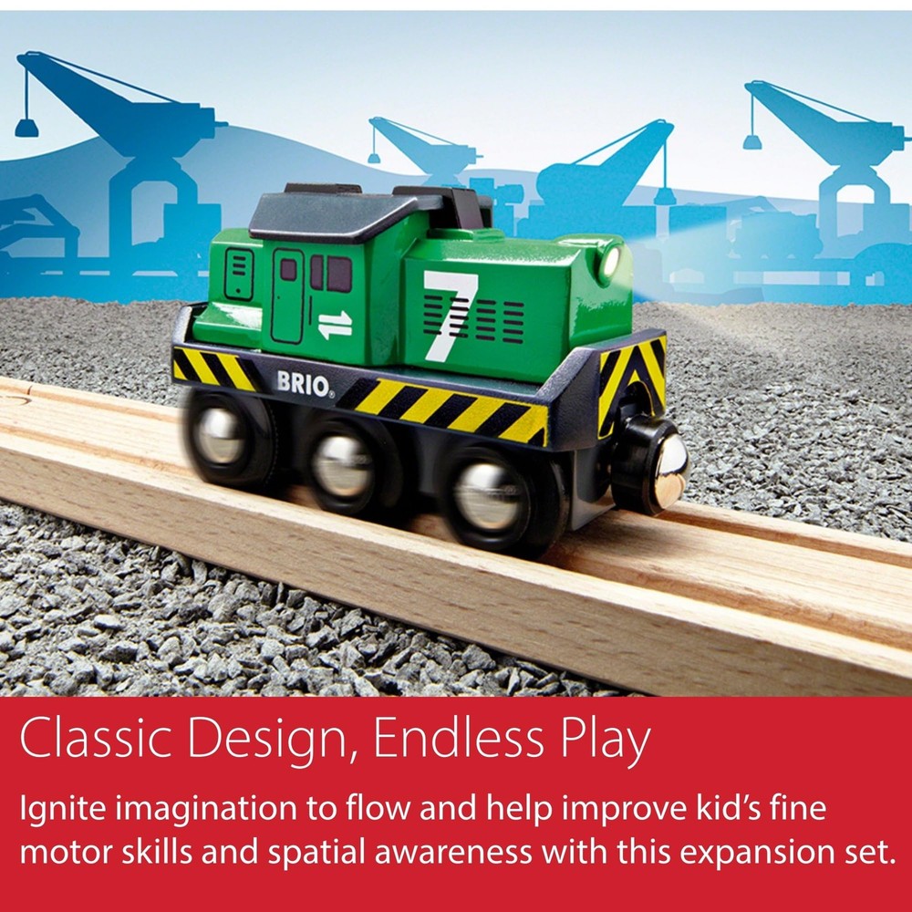 BRIO World Freight Battery Engine - Battery-Operated Toy Train Small, Green