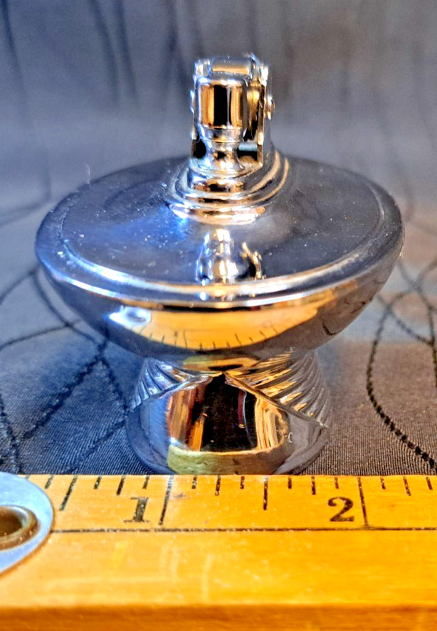 1949 Ronson Tempo Chrome Table Lighter Mid Century Modern USA