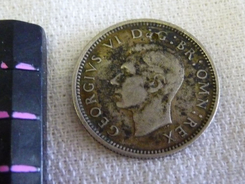 1942 GREAT BRITAIN SILVER SIX PENCE-WW 2 ERA