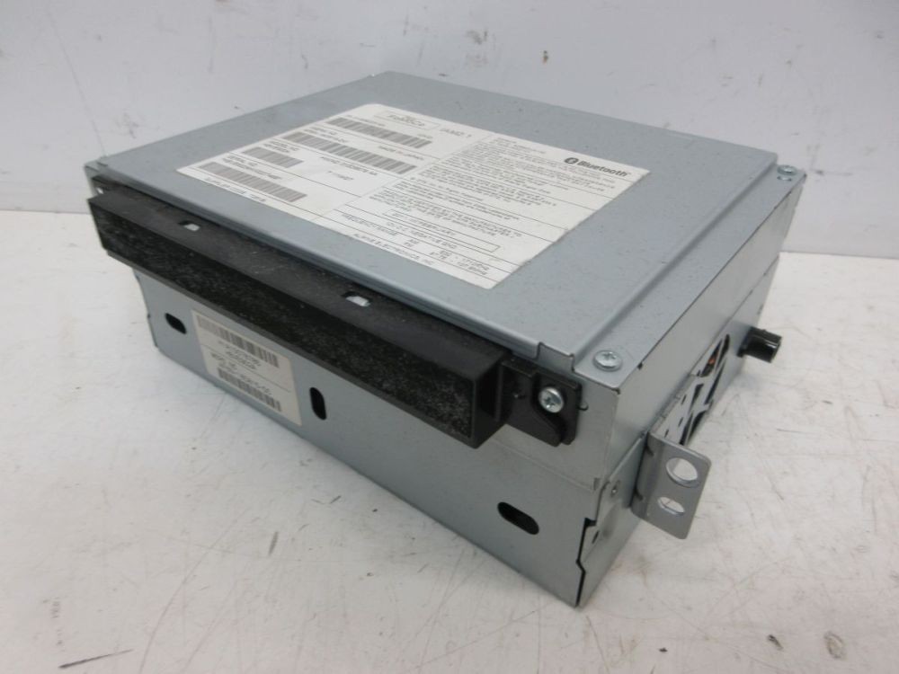 Bluetooth Multimedia Combined Satellite Radio/Navigator Code Not Present