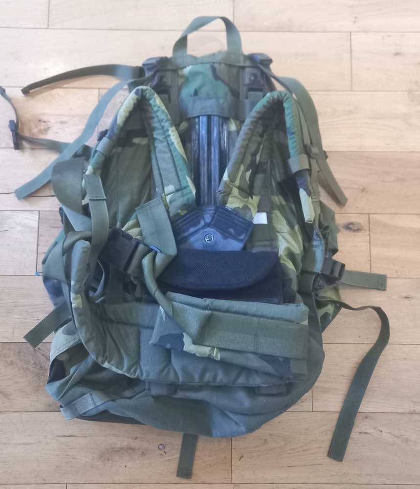 US Army Field Pack, Surplus Backpack, Good Aged Cond., 90s, Large, Adjustable