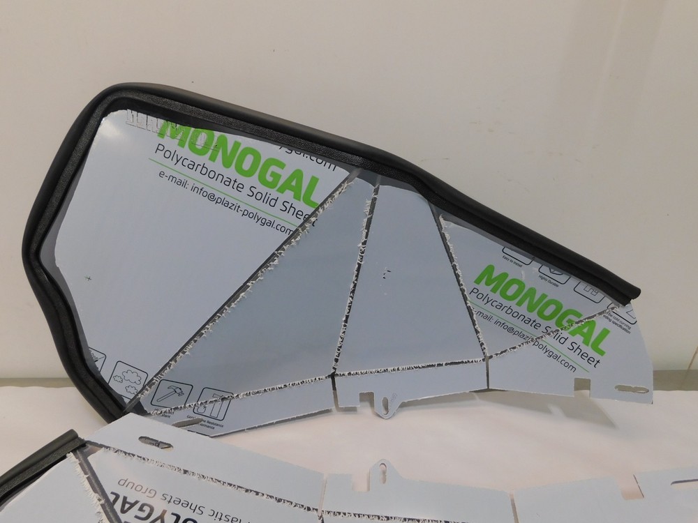 S96 UTV-01 UTVZILLA Tinted Poly Doors For RZR 900