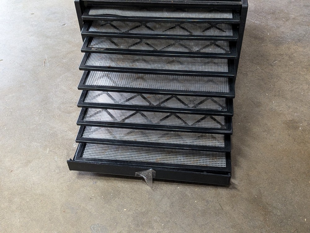 Working Excalibur Dehydrator 9-Tray w/ Variable Temp 26 Hour Timer Auto Shut-Off