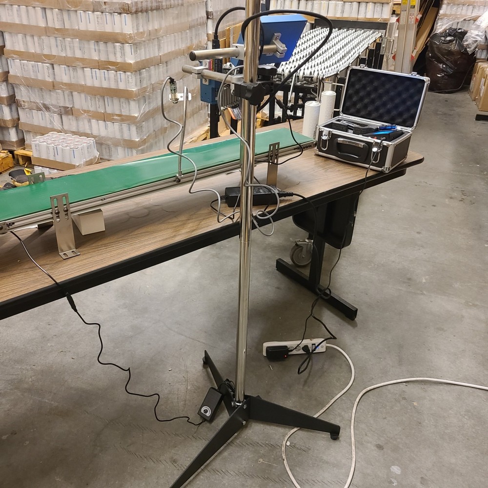 260E Automatic TIJ Inkjet Printer + Conveyor + $250 Tripod | 300 DPI