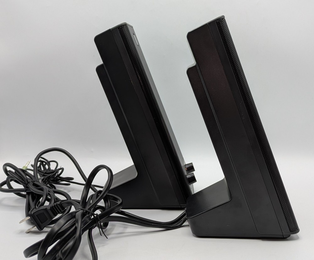 Logitech X-140 Computer Speakers S-0264A TESTED WORKS