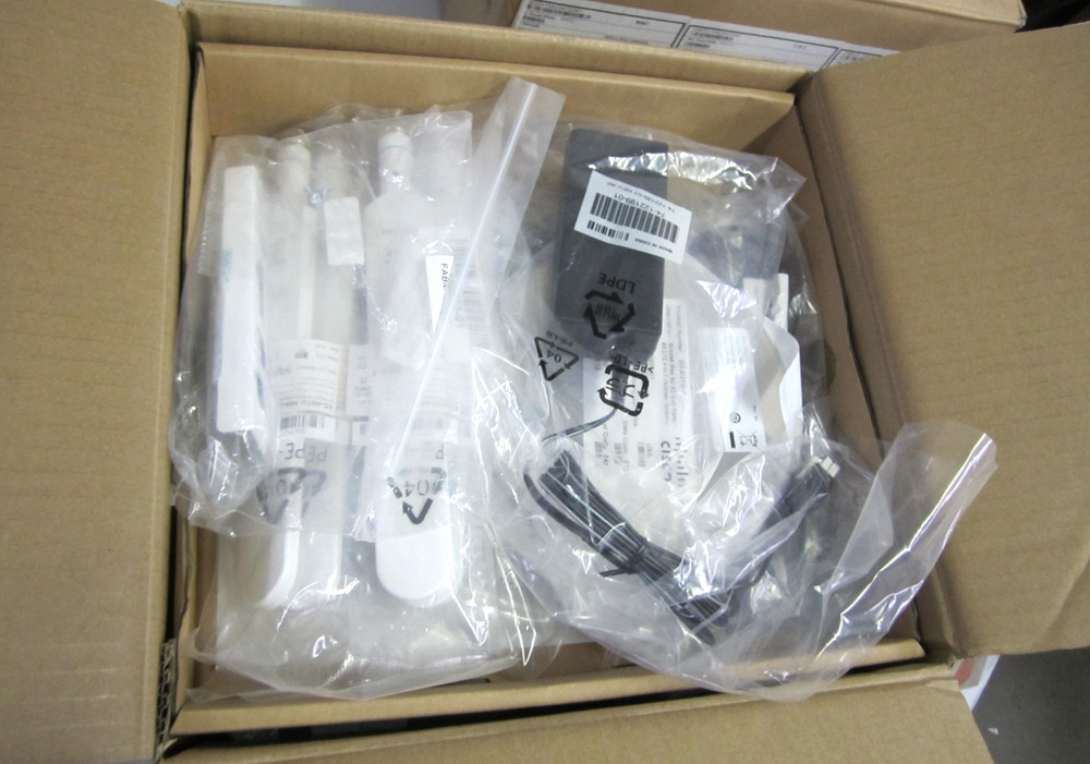 Cisco Catalyst CG418-E  WIRELESS ROUTER OPEN BOX