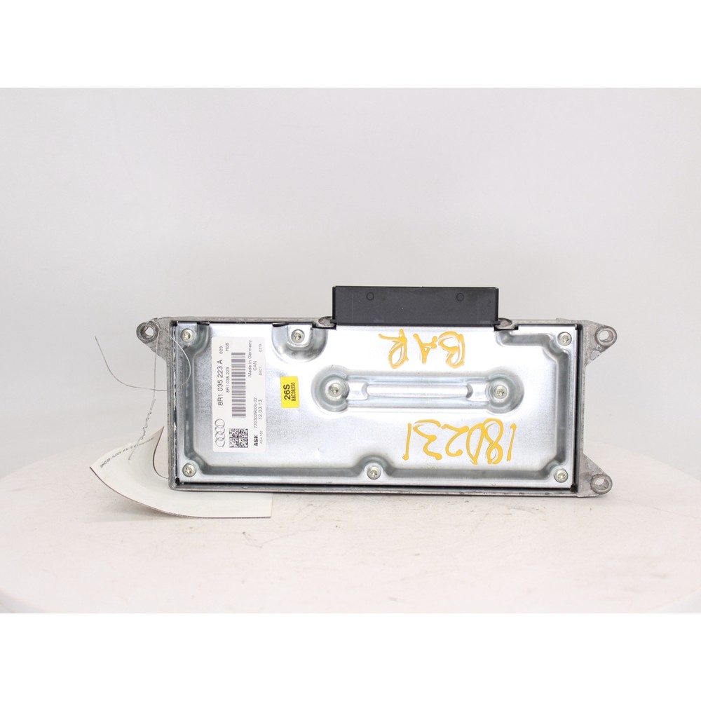 2013 Audi A4 Quattro Amplifier Part Number - 638-72191