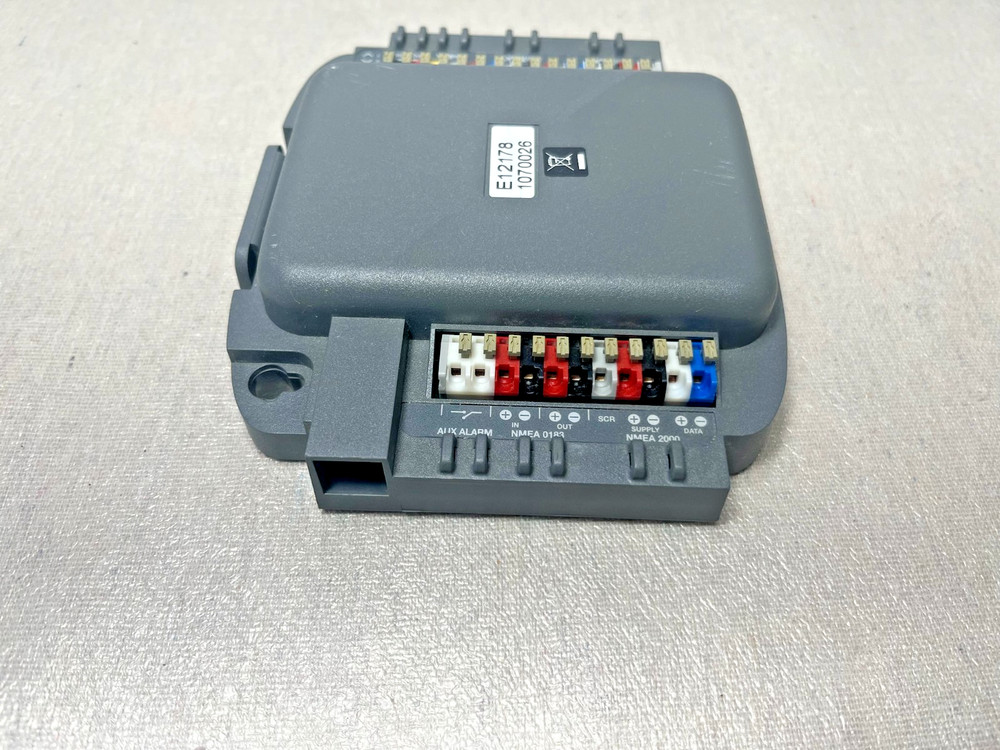 Raymarine E12178 ST290 Volvo IPS DPU Smartpilot Autopilot Data Processing Unit