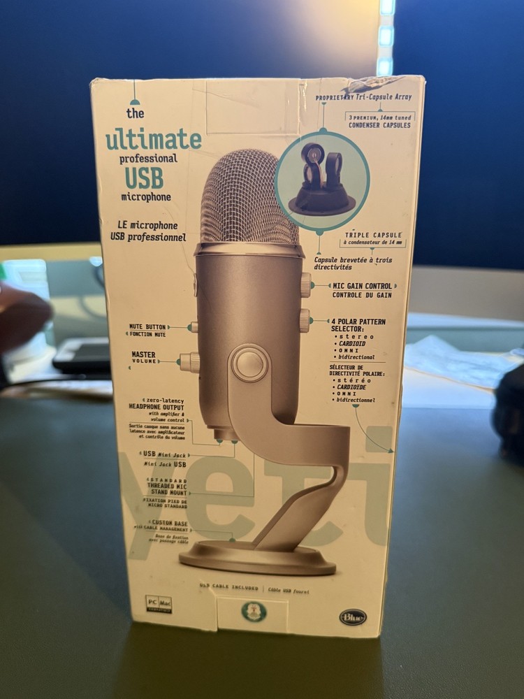 Logitech Creators Blue Yeti USB Microphone, Silver - Read