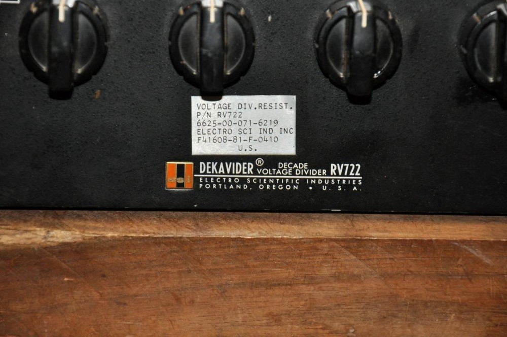 ESI RV722 DEKADIVIDER DECADE VOLTAGE DIVIDER