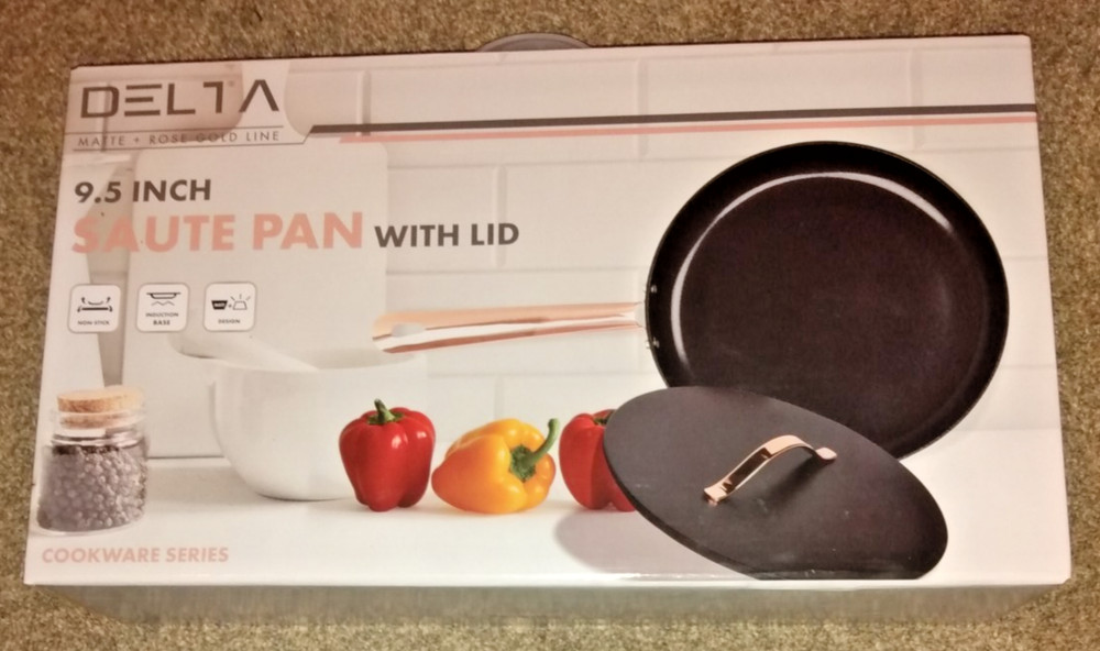 Delta Non-Stick Fry Pan 9.5" with LID