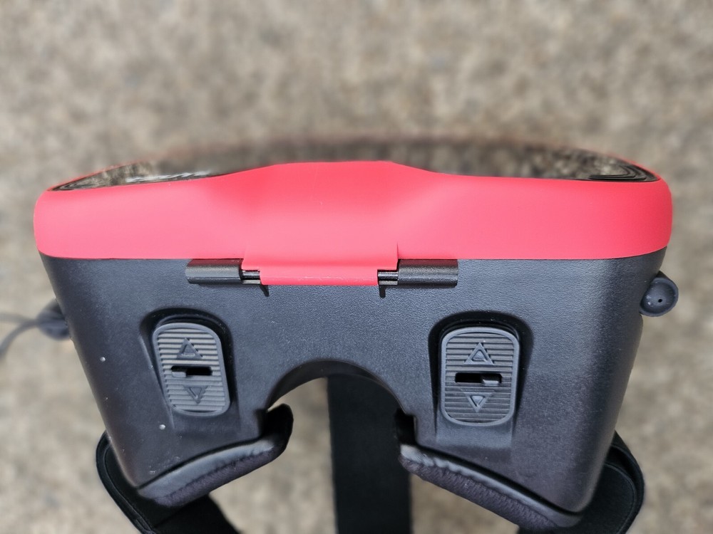 Dream Vision Tzumi Virtual Reality (VR) Headset for Smartphone iOS Android