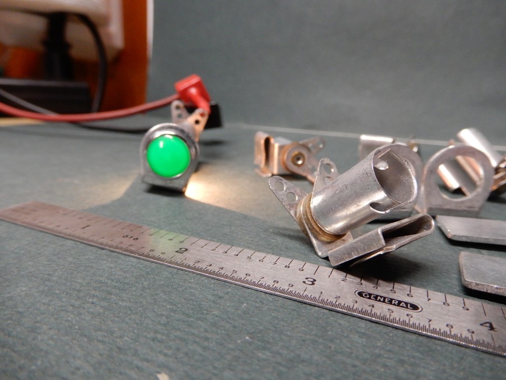 Five Test Instrument Vintage Panel Lights Smooth Green NOS