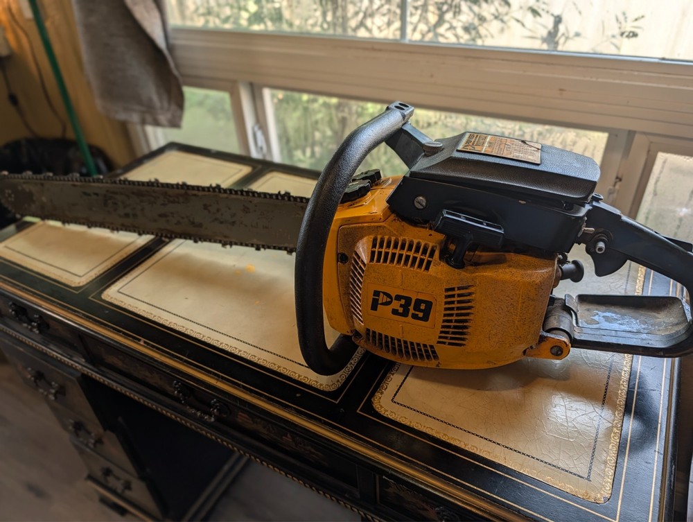 pioneer p39 chainsaw