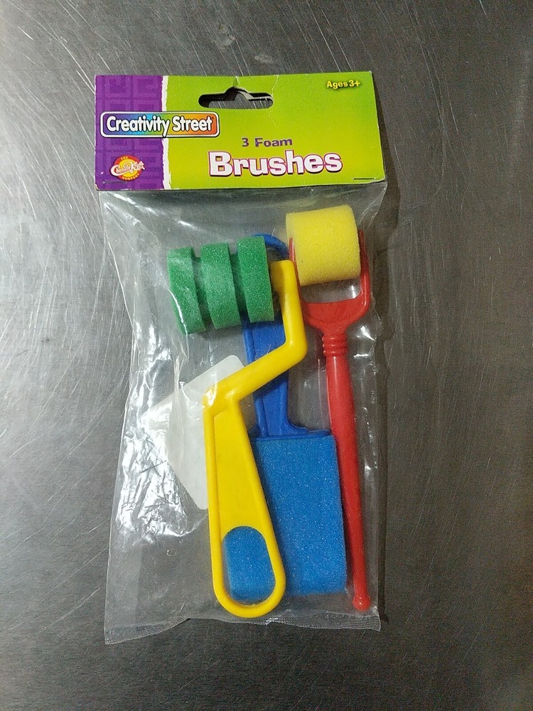 Creativity Street 3 Foam Brushes