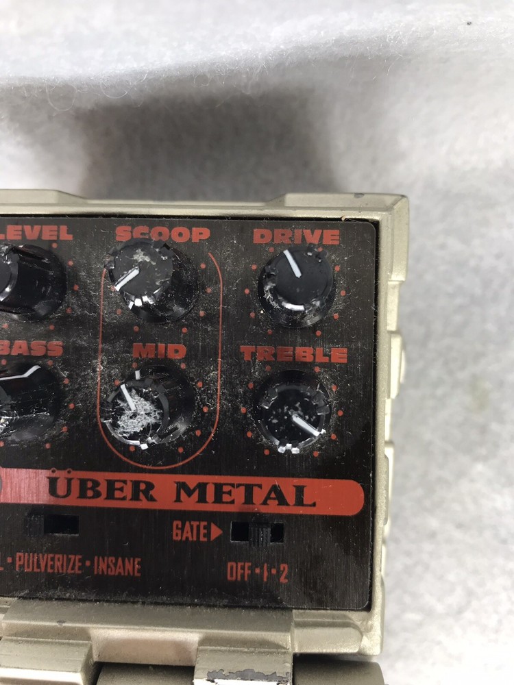 Line 6 Guitar Pedal - Uber Metal