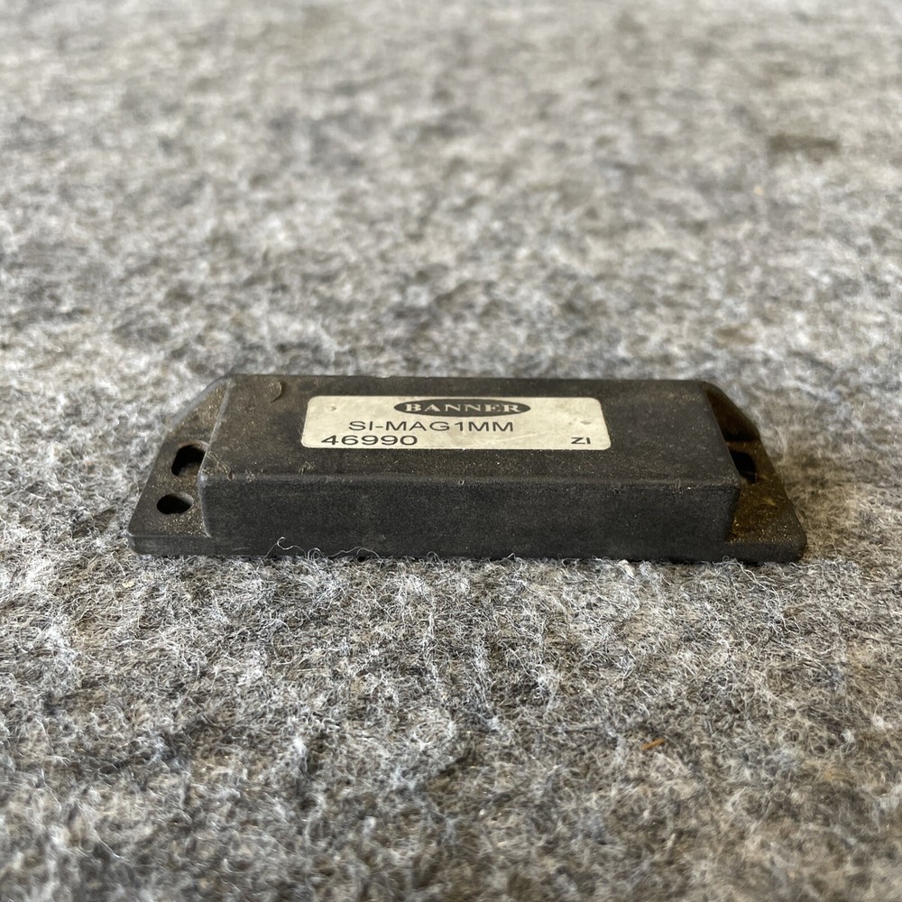 Banner SI-MAG1MM 46990 Rectangle Safety Interlock Switch Magnetic Actuator Used