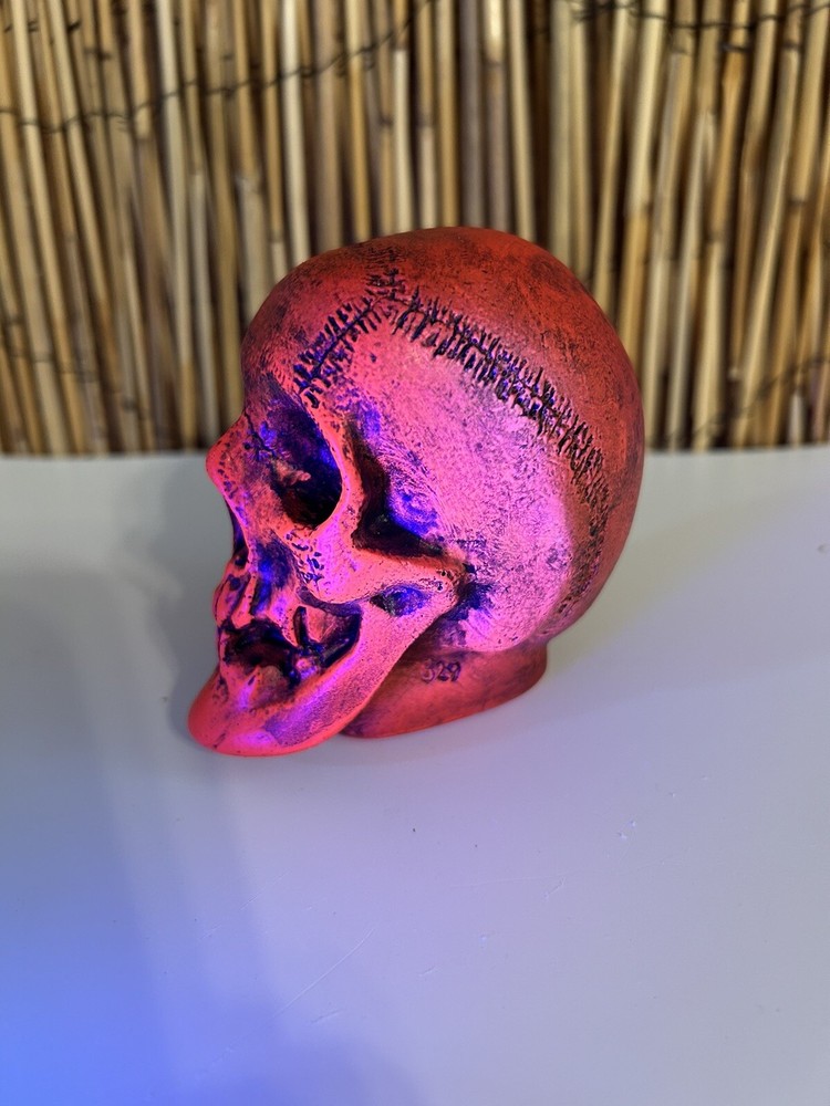 RANDOTTI ORIGINAL # 829 MEDIUM RED FLUORESCENT SKULL GLOWS UNDER BLACKLITE