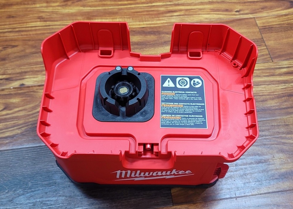 MILWAUKEE POWER BASE FOR 2820-20 M18 BACKPACK SPRAYER (POWER BASE ONLY)