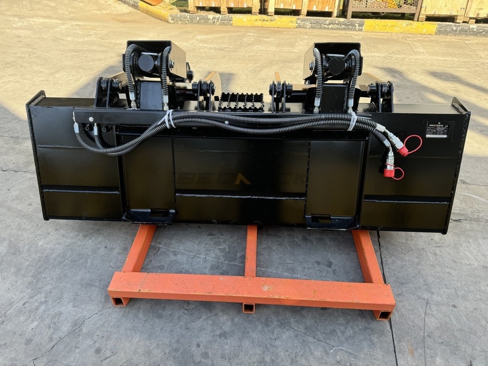 Skid Steer Loader Grapple Buckets 1981 mm (78 in), bolt-on cutting edge