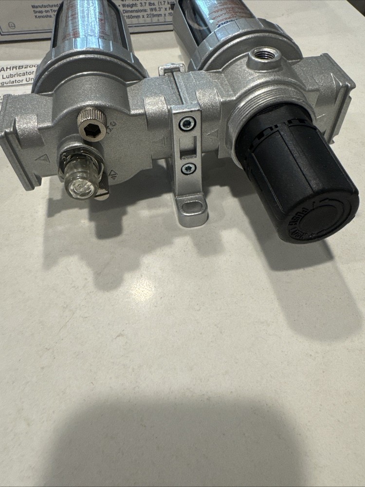 New Blue-Point AHRB200 1/2” Combination Filter/Lubricator/Regulator Compressor