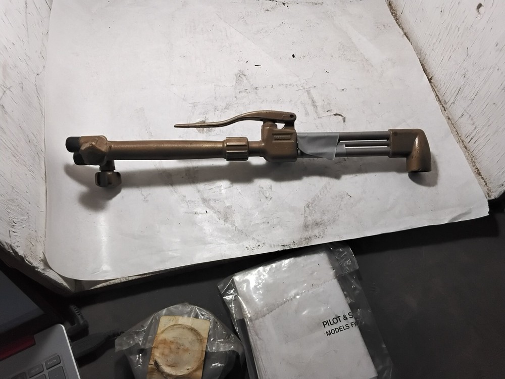 Harris 2101 Cutting Torch  (SW6)