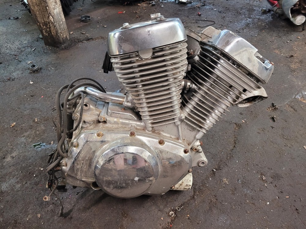 1986 Suzuki Intruder VS 700 VS700 Engine Motor Complete Running Engine